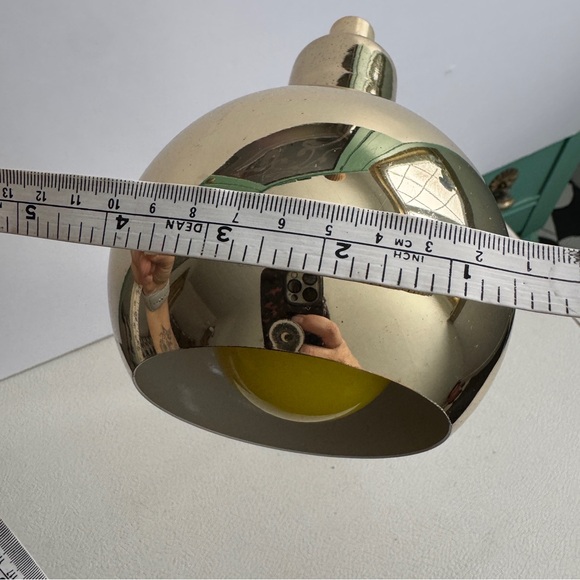 Vintage Brass Eyeball Globe Lamp - Picture 9 of 14